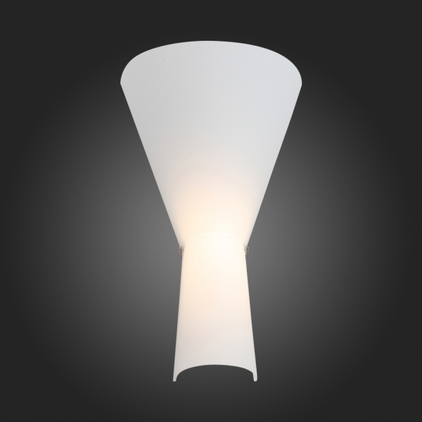 SL508.521.01 Светильник настенный ST-Luce Белый/Белый LED 1*8W
