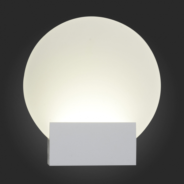 SL580.011.01 Светильник настенный ST-Luce Белый/Белый LED 1*6W